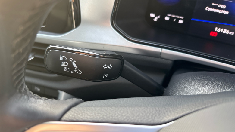 Volkswagen T-Roc 1.0 TSI Life 5dr Petrol Hatchback